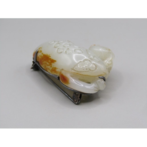 1309 - JADE BROOCH IN THE FORM OF FISH, BOXED BEARING LABLE FOR SPH DA SILVA, SINGAPORE, 4.5cm w, 3cm h