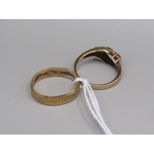 1382 - 9ct GOLD BAND AND A 9ct GOLD STONE SET RING - 5.6g