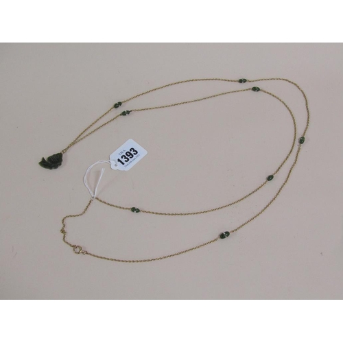 1393 - 15ct GOLD LONG NECKLACE SET WITH GREEN STONES AND A PENDANT, 19.8g