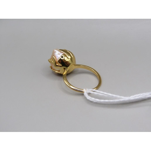 1416 - SILVER GILT NATURAL COLOUR PEARL RING SIZE P 1/2