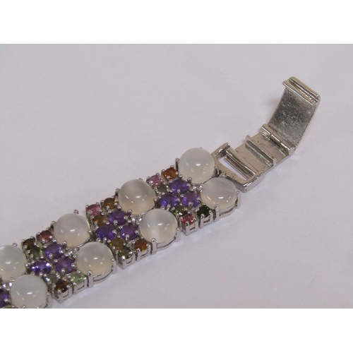 1437 - SILVER MOONSTONE GEM SET BRACELET