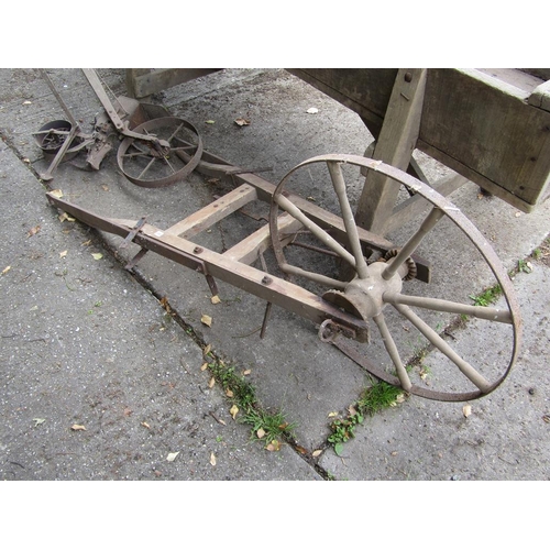 1005 - VINTAGE SEED DRILL