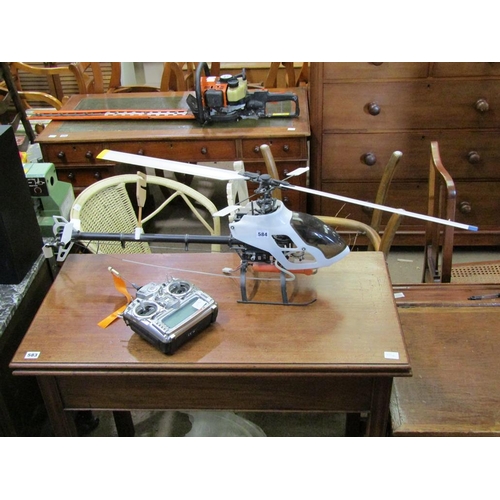 584 - REMOTE CONTROL HELICOPTER