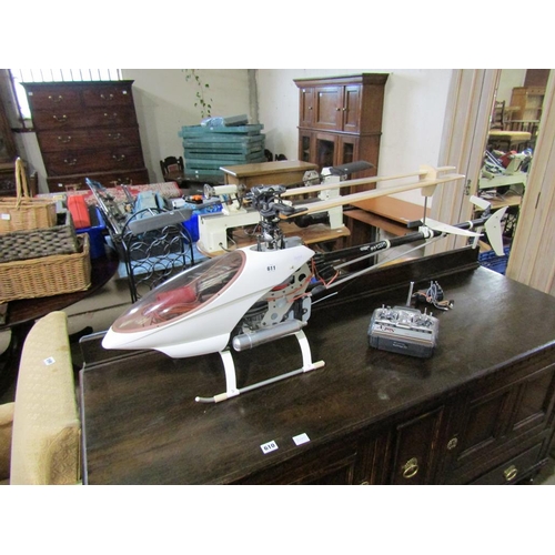 611 - REMOTE CONTROL HELICOPTER