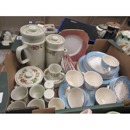 258 - BOX OF TEAWARES TO INCL WEDGWOOD QUINCE