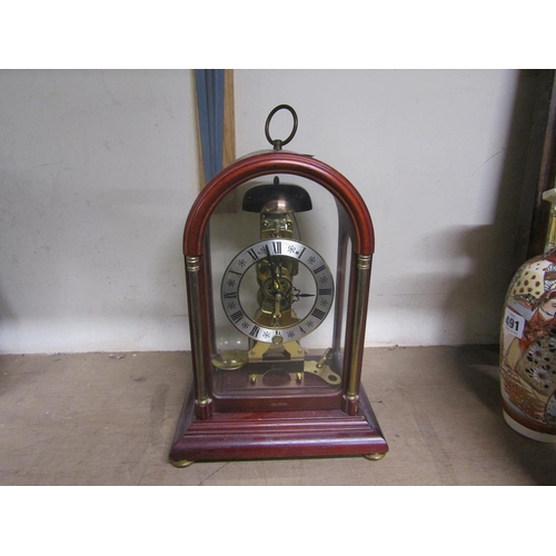 493 - MANTEL CLOCK