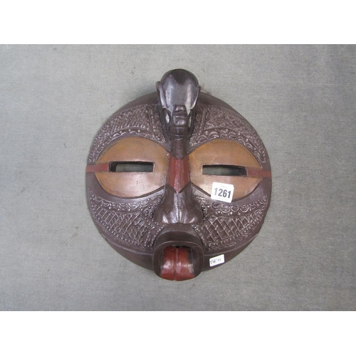 1261 - CARVED TRIBAL MASK, 27CM W