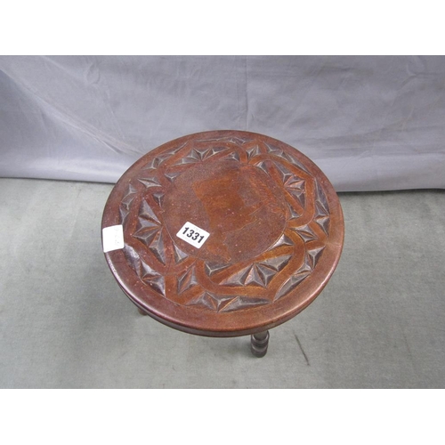 1331 - EDWARDIAN MILKING STOOL, 28CM H