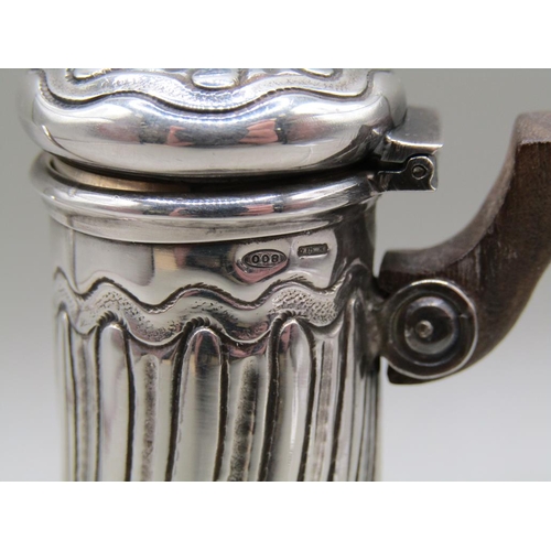 1366 - LATE 19/EARLY 20c CONTINENTAL SILVER MINIATURE COFFEE POT OF EMBOSSED AND CHASED FORM - 9cms H