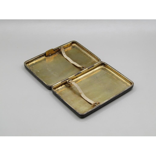 1371 - 19c CONTINENTAL NIELLO CIGARETTE BOX WITH GILT LINED INTERIOR - 8cms L