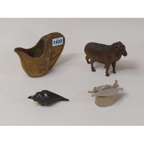 1432 - COLLECTION OF FOUR CARVED WOOD ITEMS TO INCL SMALL BOX AND COVER