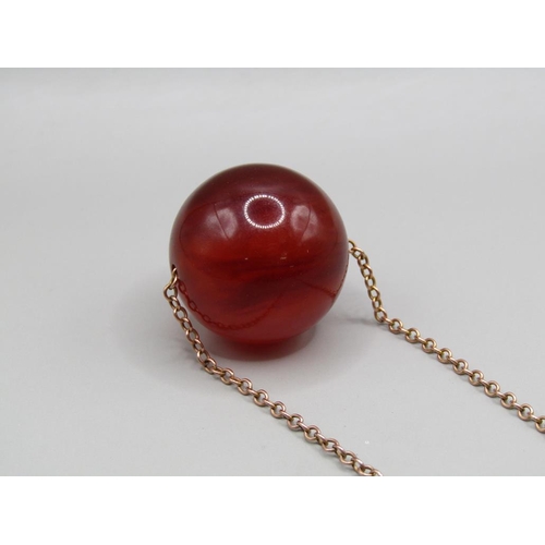 1473A - AMBER PENDANT ON 9ct GOLD CHAIN