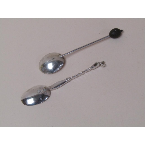 1529 - BOX SET OF STERLING SILVER BEAN SPOONS AND A BOX OF SIX CONTINENTAL SILVER SPOONS