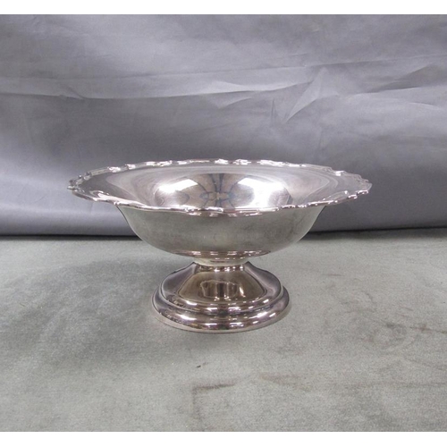 1585 - SILVER CIRCULAR DISH ON STAND 10oz, 20cms