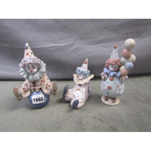 1665 - THREE LLADRO CLOWNS - LARGEST 16CM H