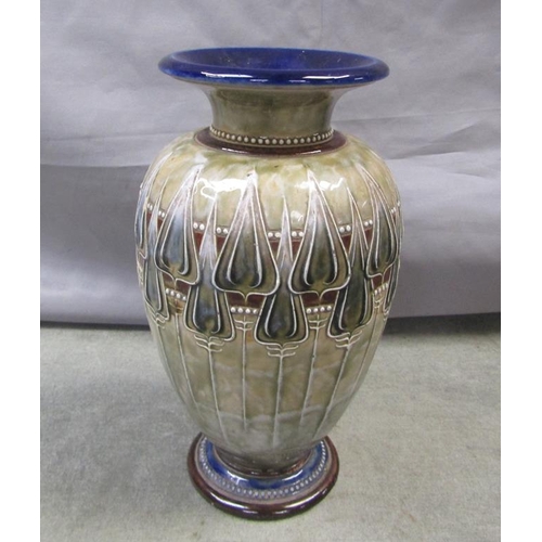 1718 - DOULTON LAMBETH ELIZA SIMMONS VASE OF BALUSTER FORM, 23CM H