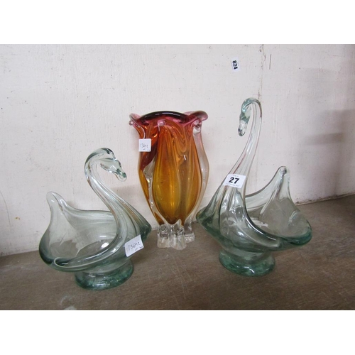 27 - ART GLASS BOWLS AND VASE