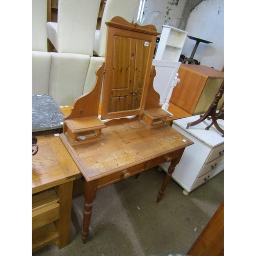 586 - PINE DRESSING TABLE