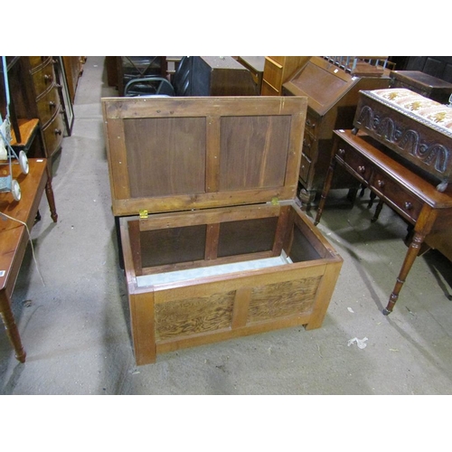 618 - OAK BLANKET CHEST