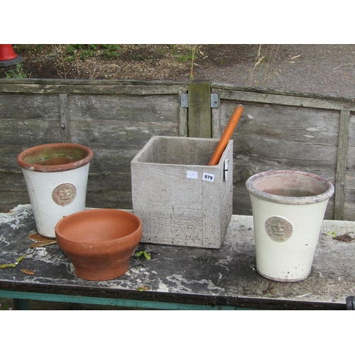 979 - FOUR GARDEN POTS