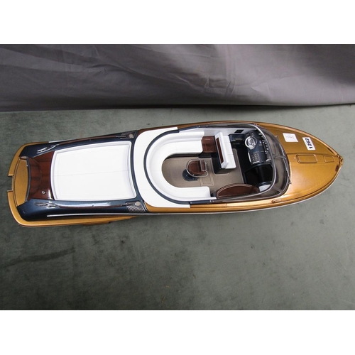 1262 - AQUARA SUPER SPEED BOAT MODEL - 66cms L