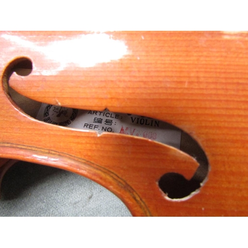 1267 - ORIENTAL VIOLIN