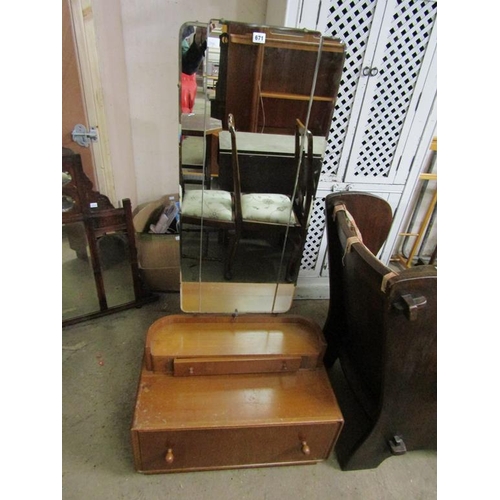 671 - ART DECO OAK DRESSING TABLE