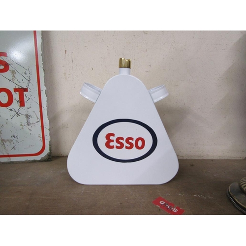 42 - REPRO ESSO OIL CAN