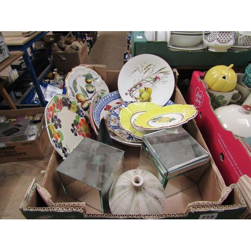 215 - BOX OF MIXED CERAMICS, STUDIO POTTERY ETC