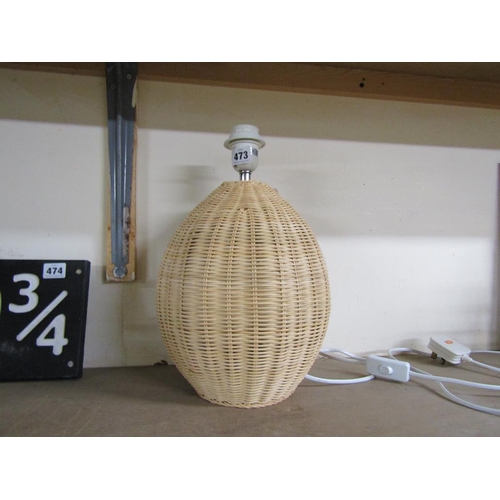 473 - RATTAN TABLE LAMP