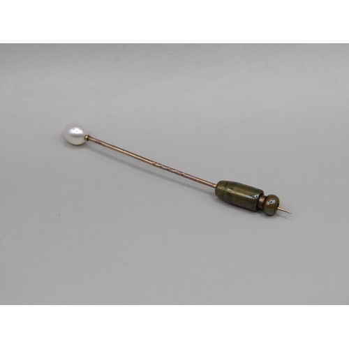 1458 - GILT METAL PEARL PIN