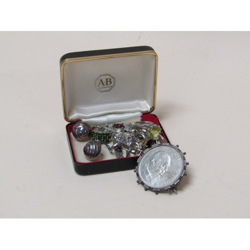 1504 - BOX OF SILVER AND OTHER COSTUME RINGS, PLUS A CHURCHILL COIN BROOCH ETC.