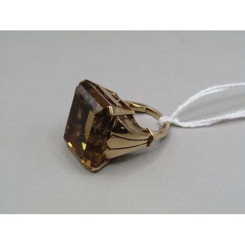 1538 - GOLD SMOKEY QUARTZ SET RING, SIZE G 1/2