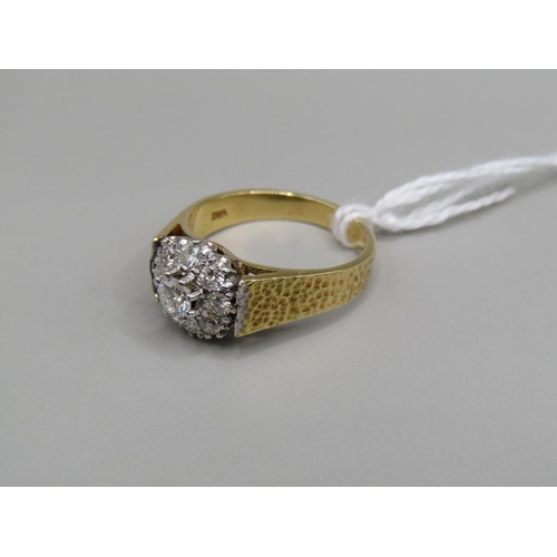 1589 - 18ct VINTAGE DIAMOND RING SIZE M