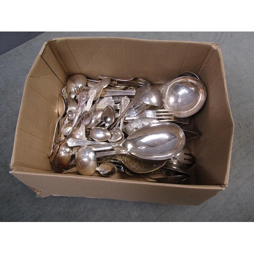 1768 - BOX OF MIXED SILVER PLATED CUTLERY