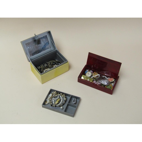 1693 - TWO BOXES OF COSTUME JEWELLERY TO INC. BROOCHES