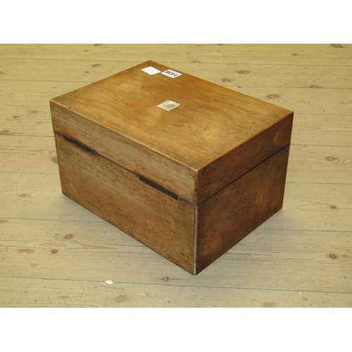 1438 - VICTORIAN FIGURED WALNUT TRAVELLING TOILET BOX WITH FITTED INTERIOR, 31cms W