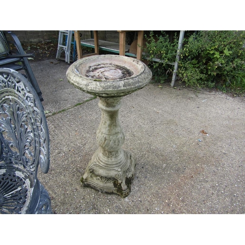 953 - CONCRETE BIRD BATH