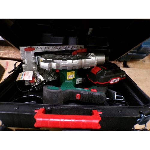 926 - CORDLESS CIRCULAR SAW