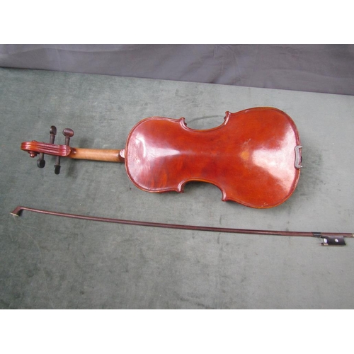 1321 - ANTIQUE ONE PIECE BACK VIOLIN AND BOW