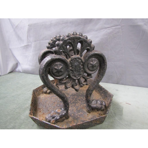 1365 - VICTORIAN CAST IRON BOOTSCRAPER 35cms W