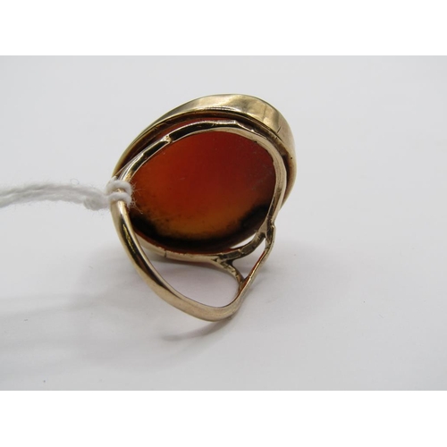 1446 - GOLD CAMEO SET RING SIZE O