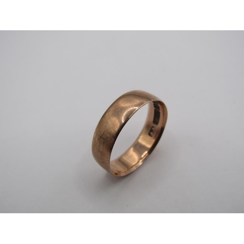 1458 - 9ct GOLD BAND SIZE P 1/2, 3.2g