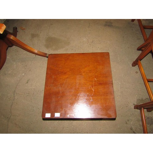 723A - SMALL COFFEE TABLE