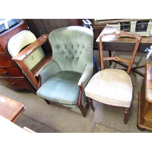 764 - BUTTON BACKED CHAIR, VICTORIAN CHAIR, FOLDING METAL CHAIR AND A SMALL BOOKCASE.