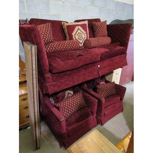 817 - RED UPHOLSTERED THREE PIECE SUITE