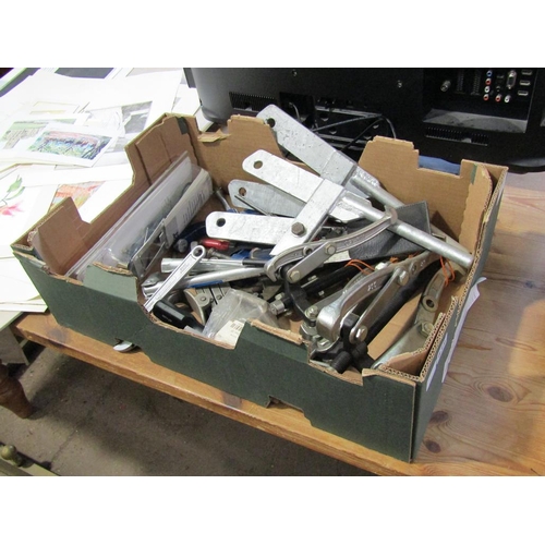 839 - BOX OF TOOLS