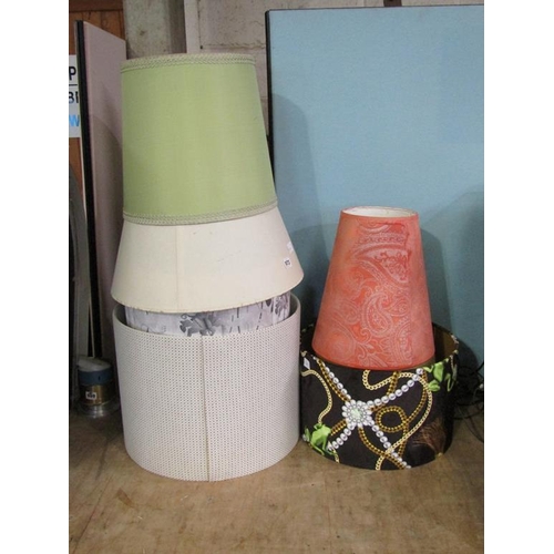 973 - QTY OF LAMPSHADES