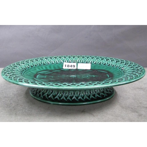 1849 - WEDGWOOD GREEN MAJOLICA BASKET WEAVE DISH, 28CM W