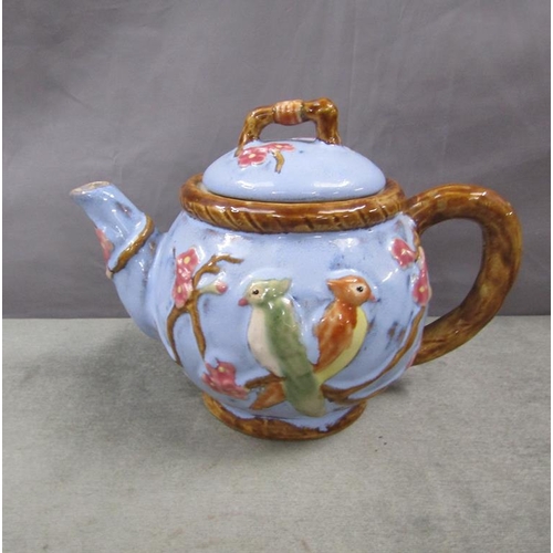 1850 - MAJOLICA TEAPOT, RELIEF MOULDED WITH BIRDS AND BLOSSOM, 17CM H